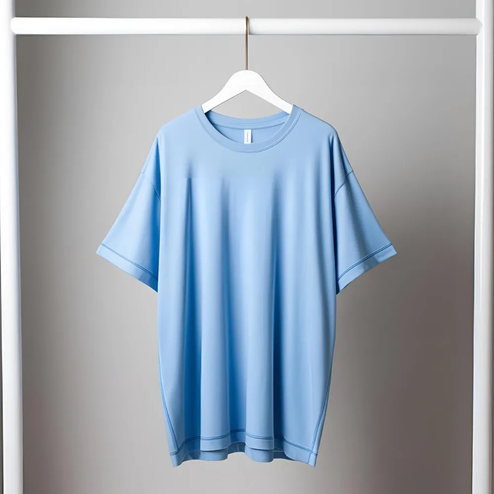 Sky blue t-shirt with a relaxed fit, a product of our t-shirt factory.